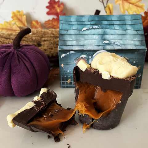 Caramel Filled Spooky Chocolate Pot Caramel Filled Spooky Chocolate Pot