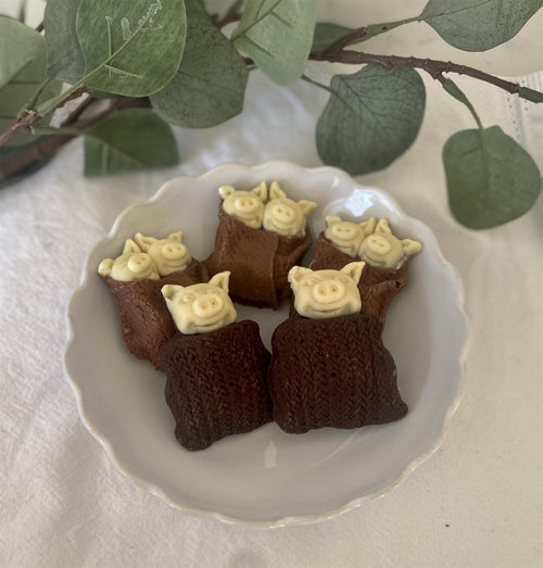 Pigs in Milk  & Dark Chocolate Blankets