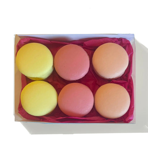 Best Mum Chocolate Macaron Hamper