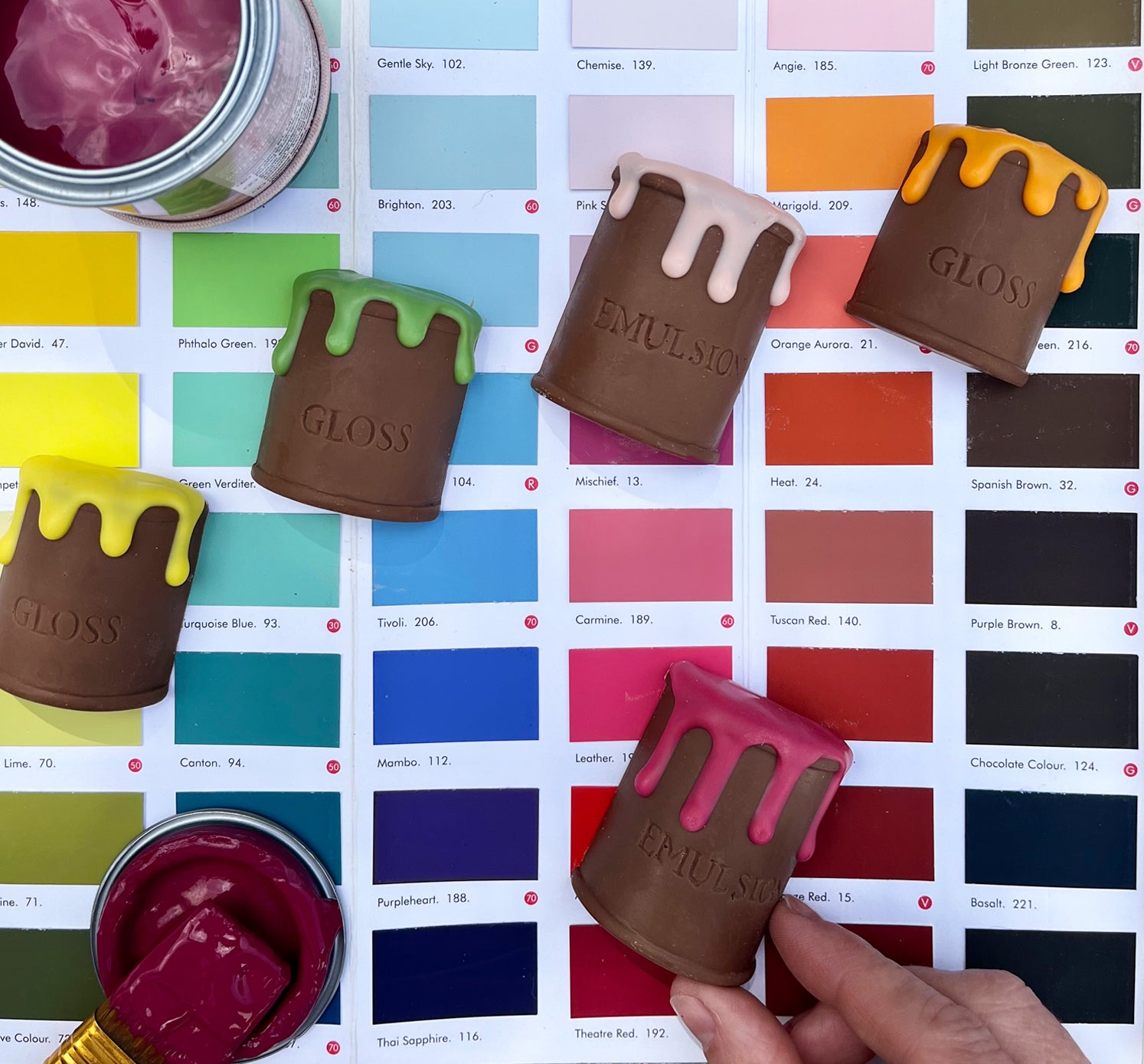 Dripping Chocolate Paint Pots