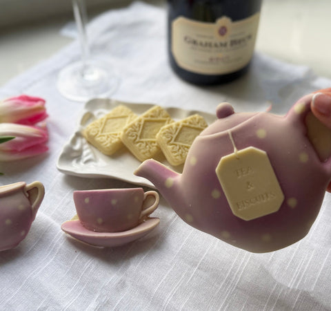 Chocolate Teapot and Biscuit Set