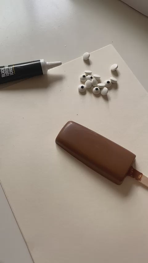 Melt and Make Your own Chocolate Halloween Lollies